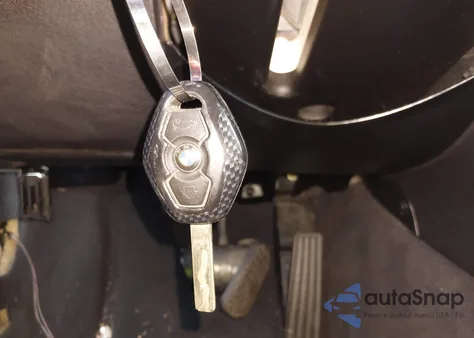 2001 BMW 330Ci из США, поврежденный, VIN WBABS53421JU83756